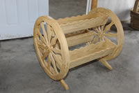 wagon wheel 3 tier wooden planter